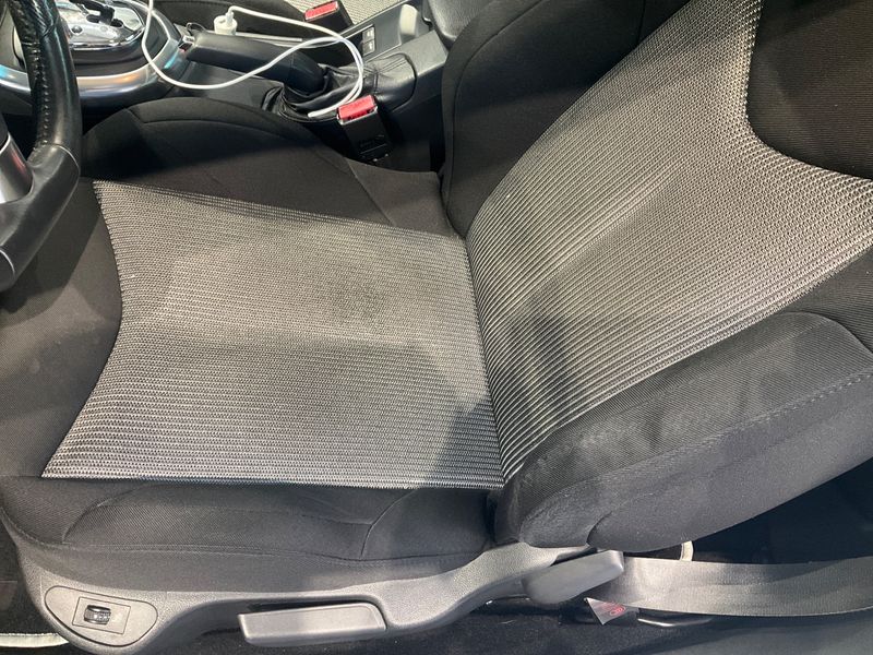 Peugeot 308 2.0 HDi Active 2013 – снимка 33