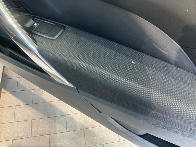 Peugeot 308 2.0 HDi Active 2013 – снимка 32