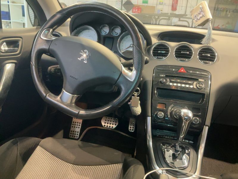 Peugeot 308 2.0 HDi Active 2013 – снимка 17