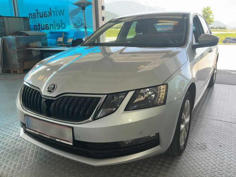 Skoda Octavia 1.0 TSI Ambition 2017 – снимка 1