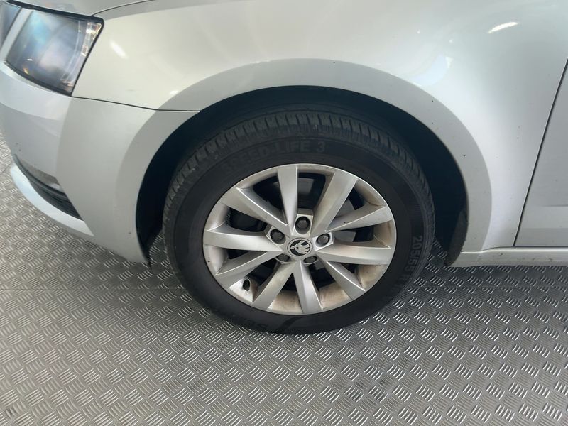 Skoda Octavia 1.0 TSI Ambition 2017 – снимка 3