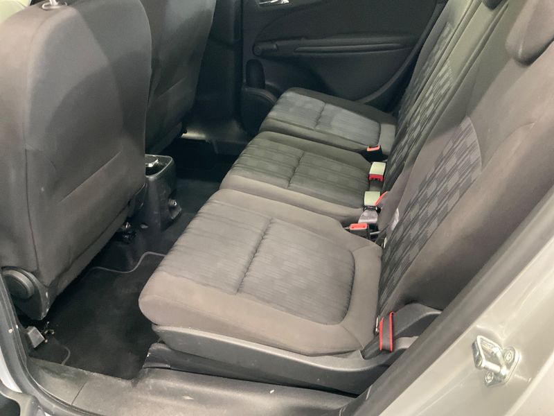 Opel Zafira Tourer 2.0 CDTI Selection 2012 – снимка 40