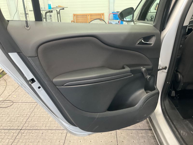 Opel Zafira Tourer 2.0 CDTI Selection 2012 – снимка 34