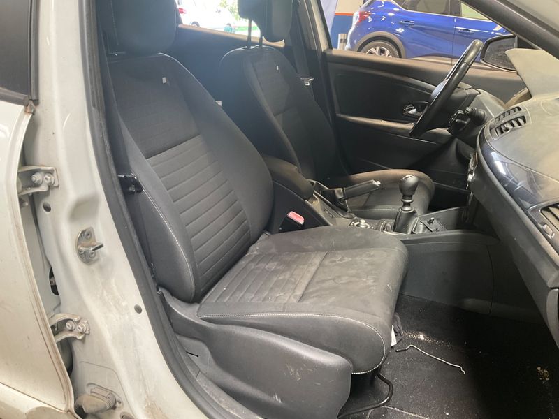 Renault Megane 1.2 Limited 2014 – снимка 3