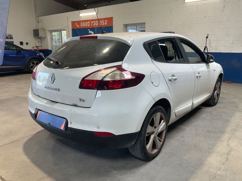 Renault Megane 1.2 Limited 2014 – снимка 2