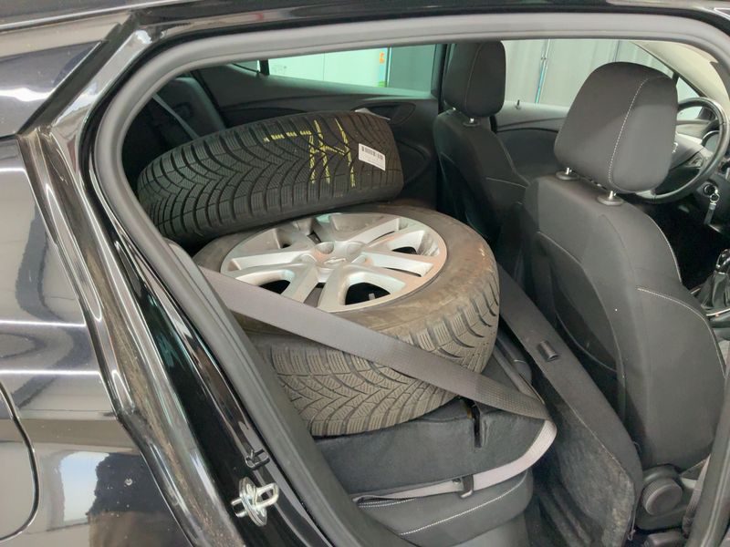 Opel Astra 1.2 Turbo Opel 2020 Start/Stop 2020 – снимка 20