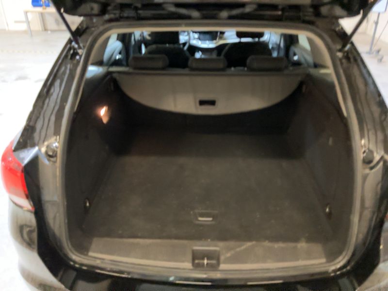 Opel Astra 1.6 CDTI DPF Business 2017 – снимка 15