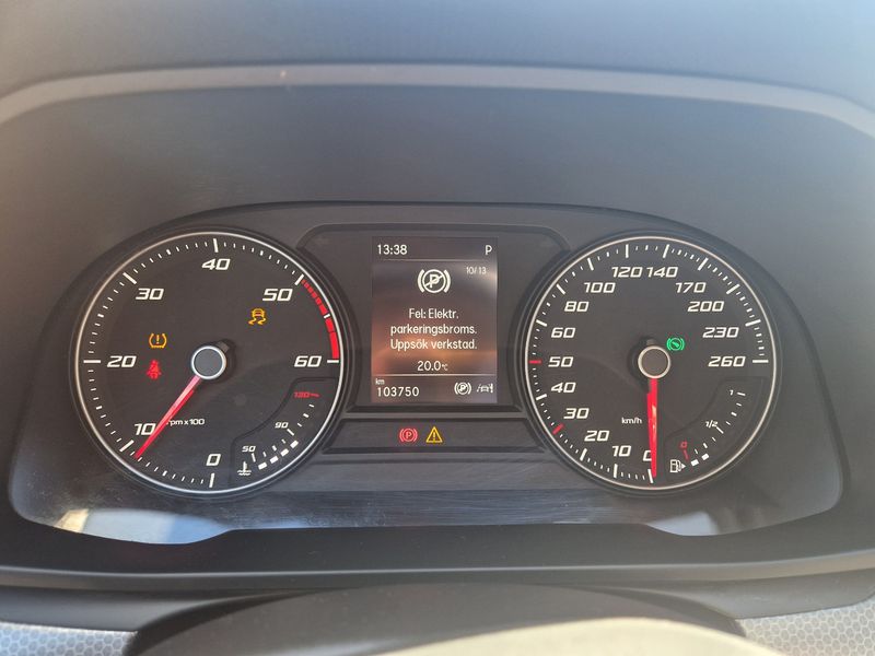 Seat Leon 2.0 TDI Style 2021 – снимка 31