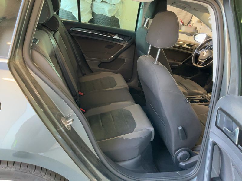 Volkswagen Golf VII 2.0 TDI Highline BlueMotion Tech 2019 – снимка 20