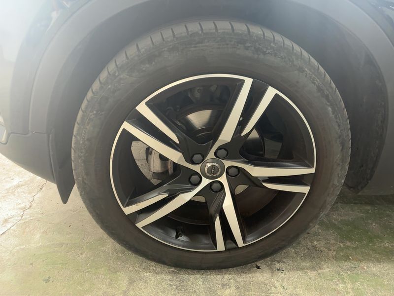 Volvo XC40 2.0 D3 R-Design 2WD 2019 – снимка 3