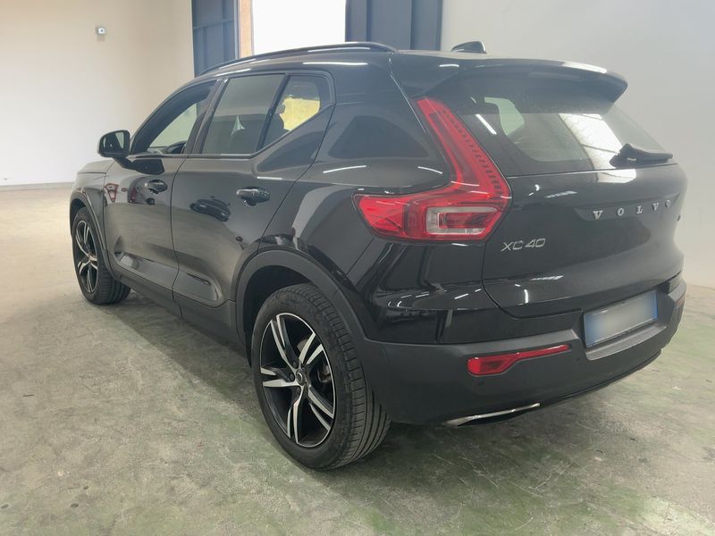 Volvo XC40 2.0 D3 R-Design 2WD 2019 – снимка 6