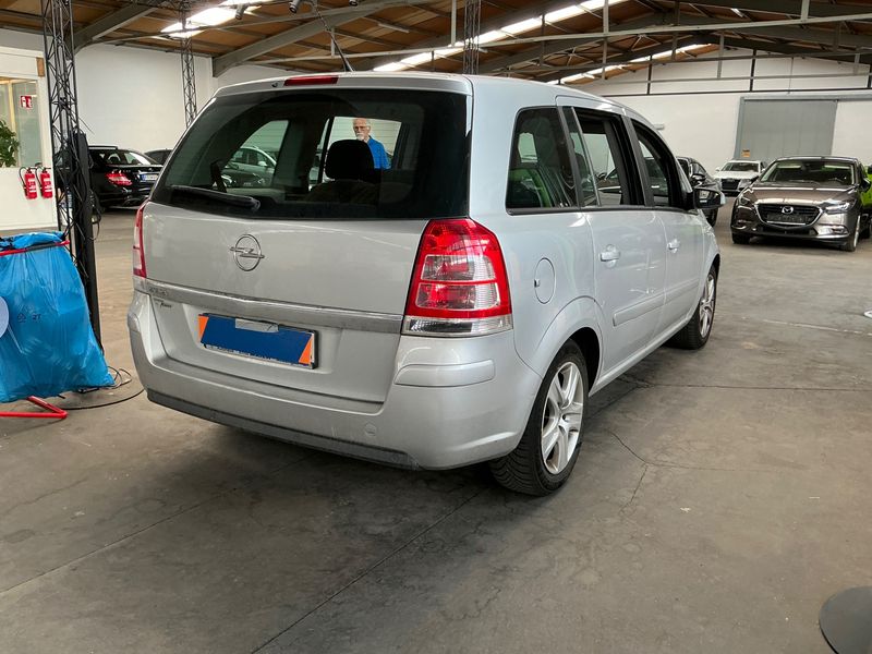 Opel Zafira 1.8 Edition 2009 – снимка 2