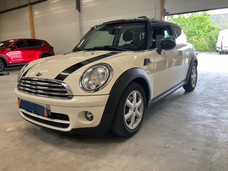 MINI Cooper D 2010 – снимка 1