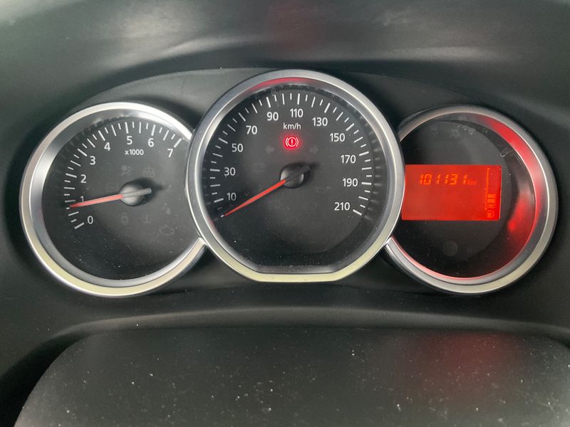 Dacia Sandero 1.5 dCi Comfort 2019 – снимка 18