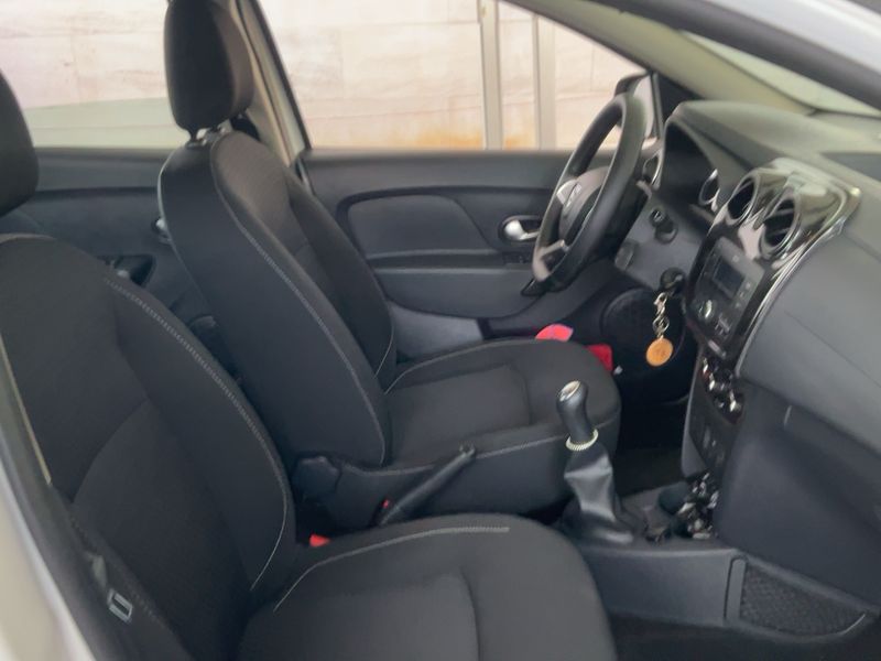 Dacia Sandero 1.5 dCi Comfort 2019 – снимка 16