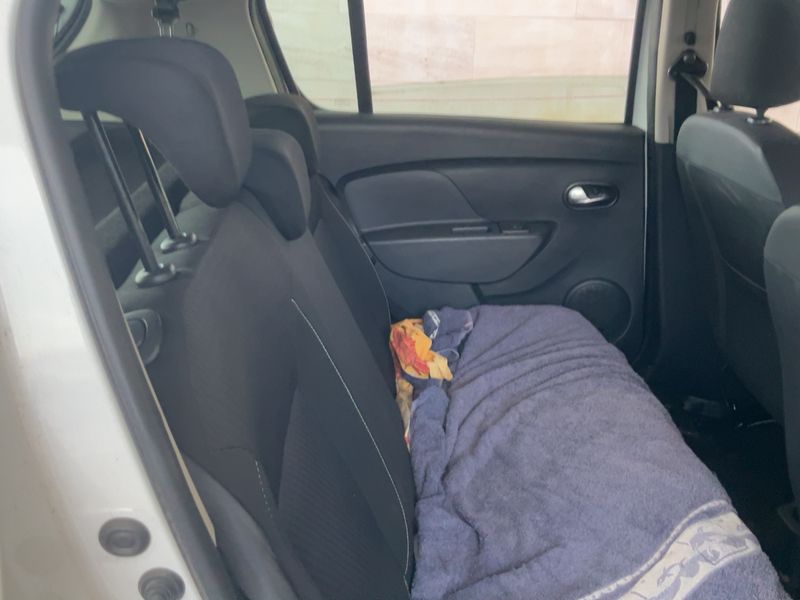 Dacia Sandero 1.5 dCi Comfort 2019 – снимка 19