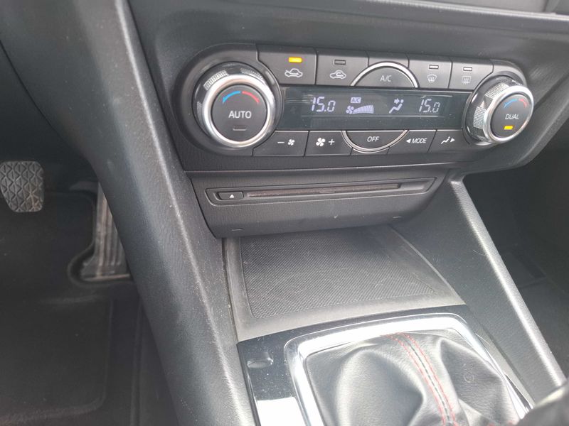 Mazda 3 2.0 Dynamique 2014 – снимка 36