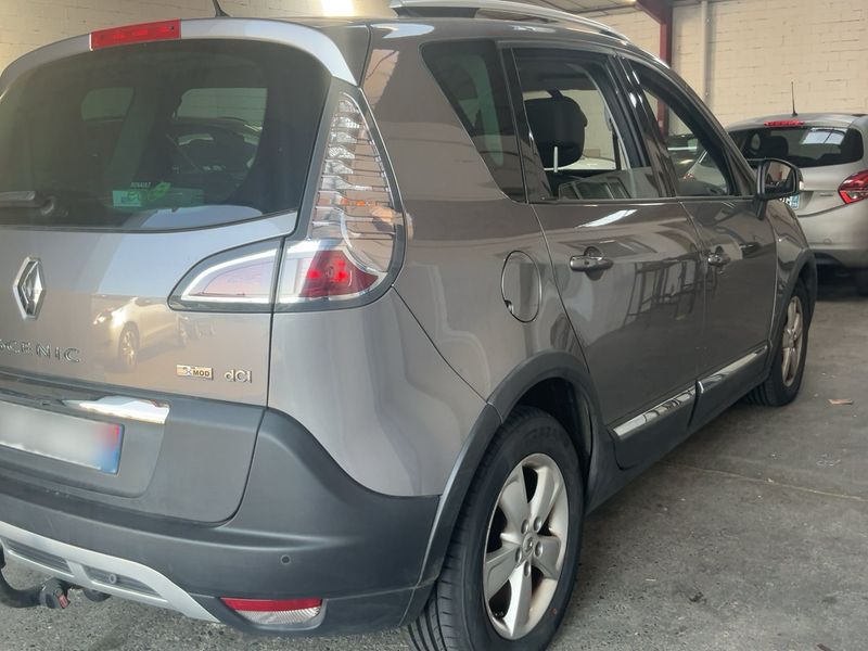 Renault Scenic 1.6 dCi Xmod Bose 2015 – снимка 8