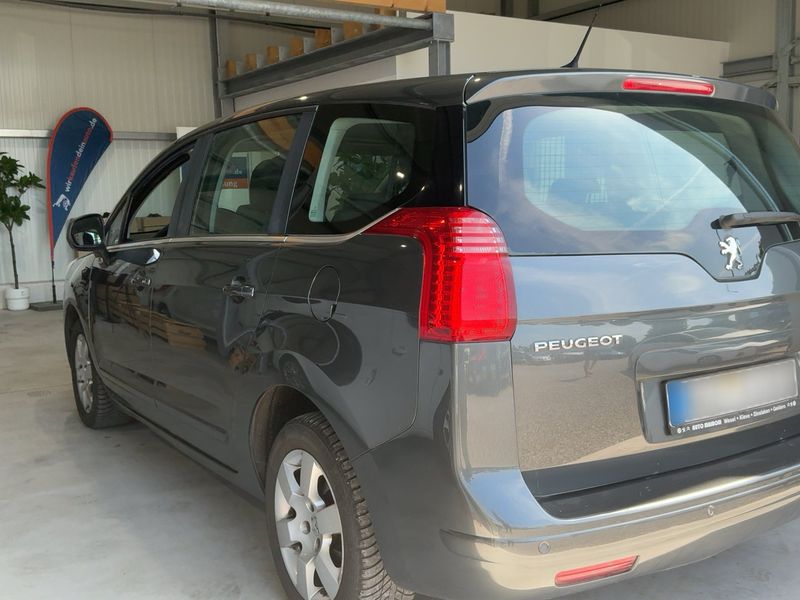 Peugeot 5008 1.6 HDi Active 2013 – снимка 6