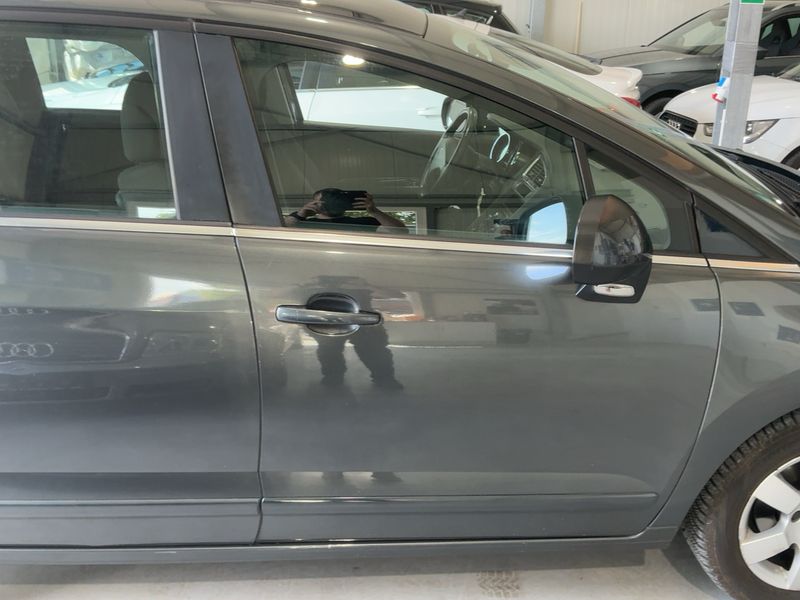 Peugeot 5008 1.6 HDi Active 2013 – снимка 10