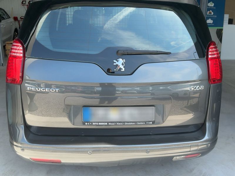 Peugeot 5008 1.6 HDi Active 2013 – снимка 7