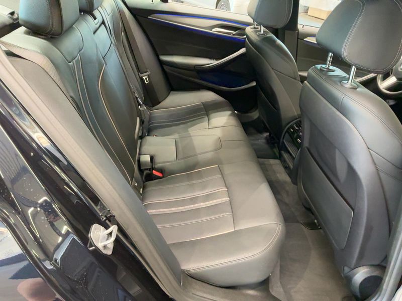 BMW 5er 520i M Sport 2019 – снимка 20