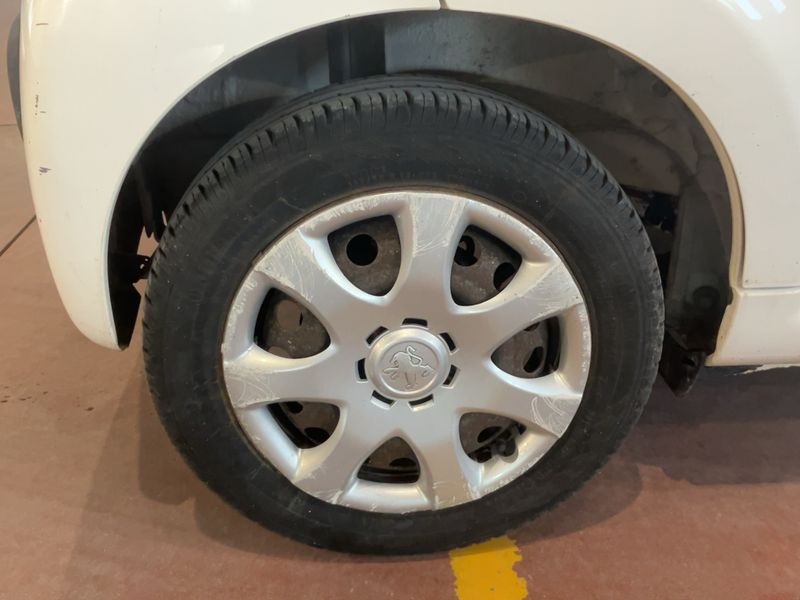 Peugeot 107 1.0 Access 2012 – снимка 9