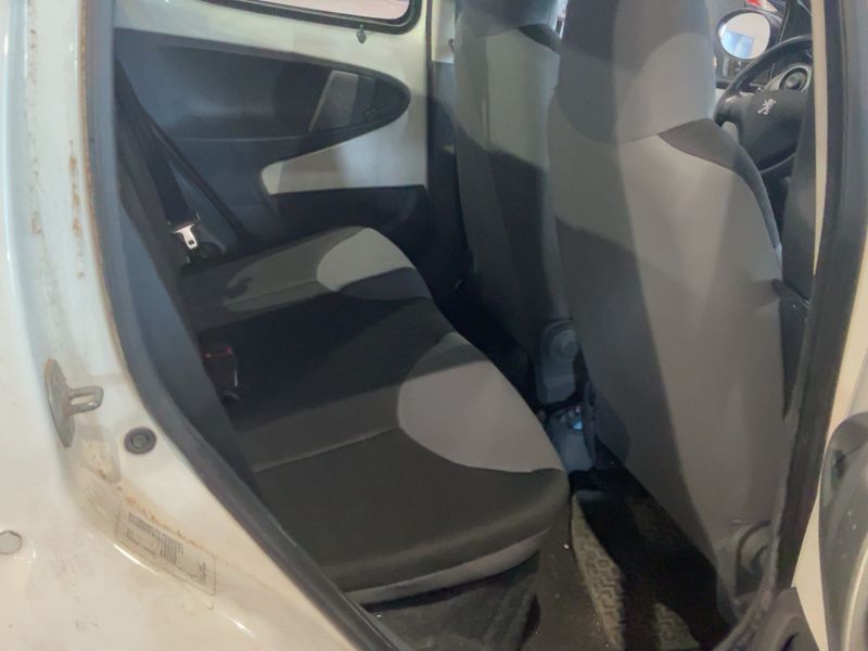 Peugeot 107 1.0 Access 2012 – снимка 19
