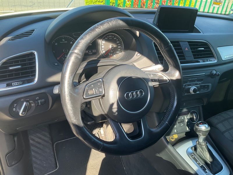 Audi Q3 2.0 TDI quattro Sport 2016 – снимка 27