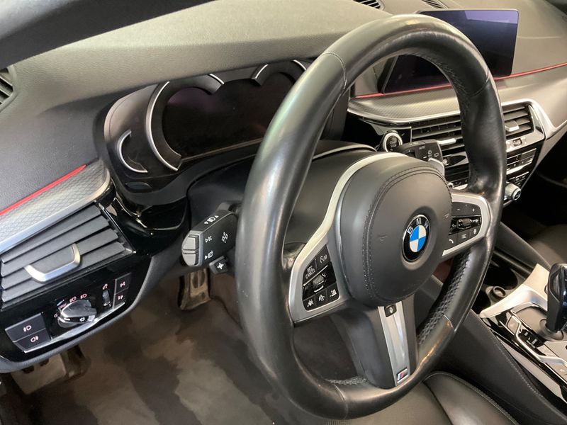 BMW 5er 520d M Sport 2020 – снимка 28