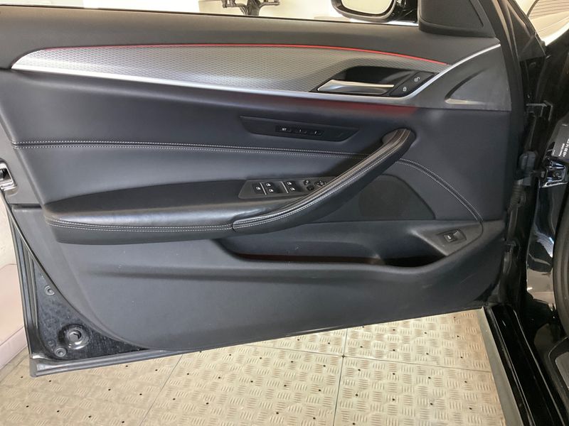 BMW 5er 520d M Sport 2020 – снимка 23