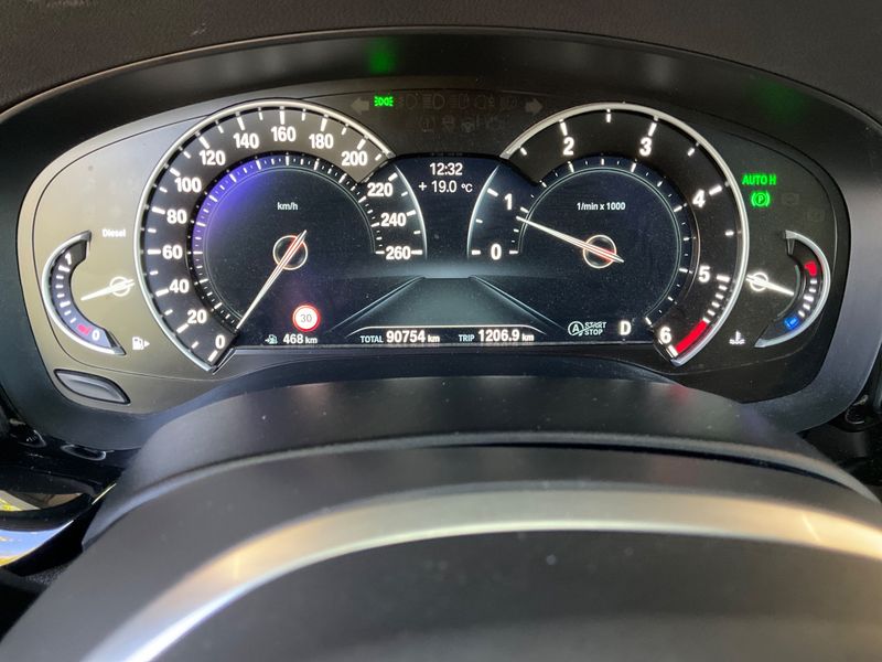 BMW 5er 520d M Sport 2020 – снимка 18