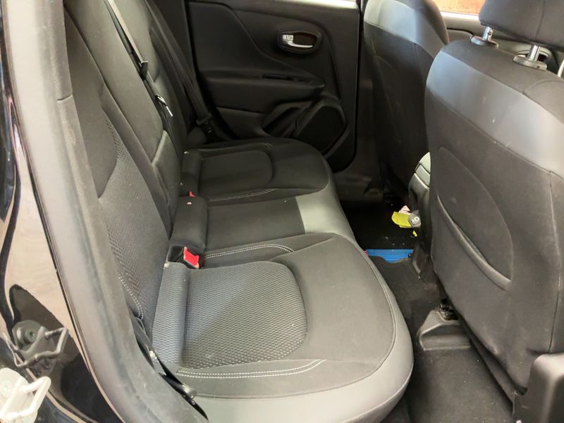 Jeep Renegade 1.6 M-Jet Limited FWD 2020 – снимка 19