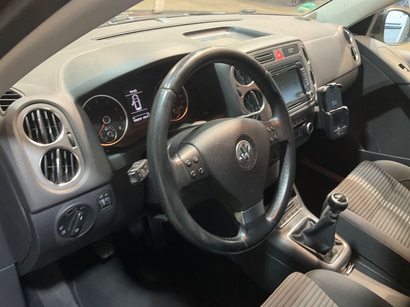 Volkswagen Tiguan 1.4 TSI Sport & Style BlueMotion Tech 2010 – снимка 26