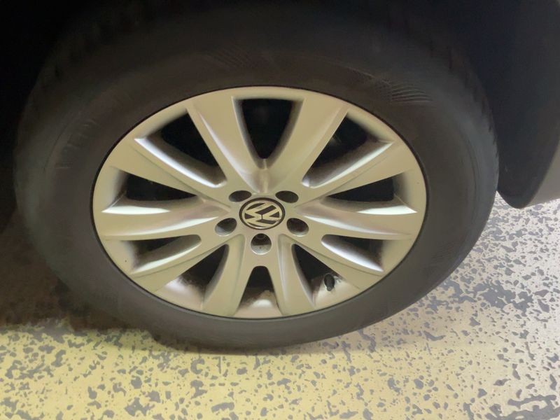 Volkswagen Tiguan 1.4 TSI Sport & Style BlueMotion Tech 2010 – снимка 5