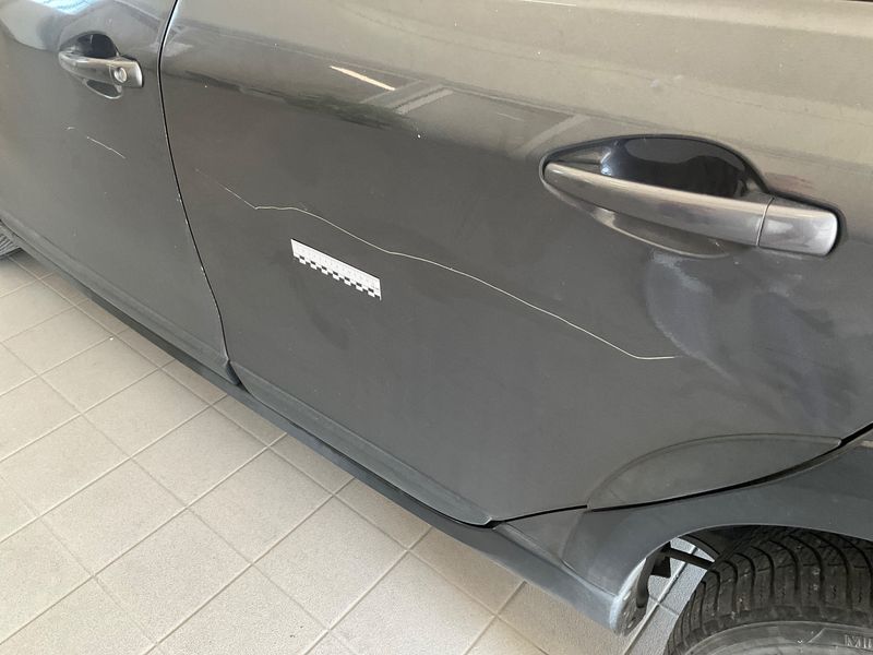 Peugeot 2008 1.6 Blue-HDi Allure 2016 – снимка 22