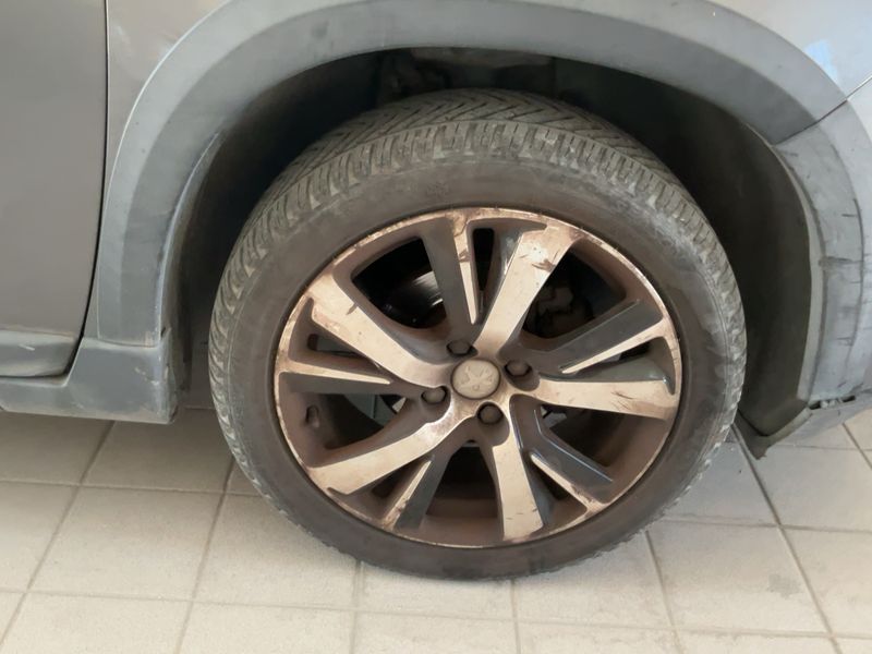 Peugeot 2008 1.6 Blue-HDi Allure 2016 – снимка 11