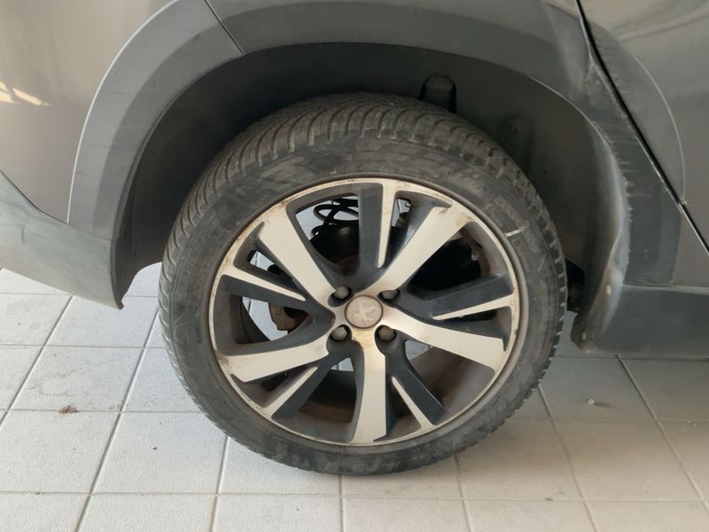 Peugeot 2008 1.6 Blue-HDi Allure 2016 – снимка 9