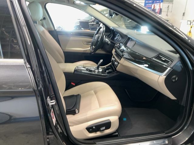 BMW 5er 520d xDrive 2016 – снимка 11
