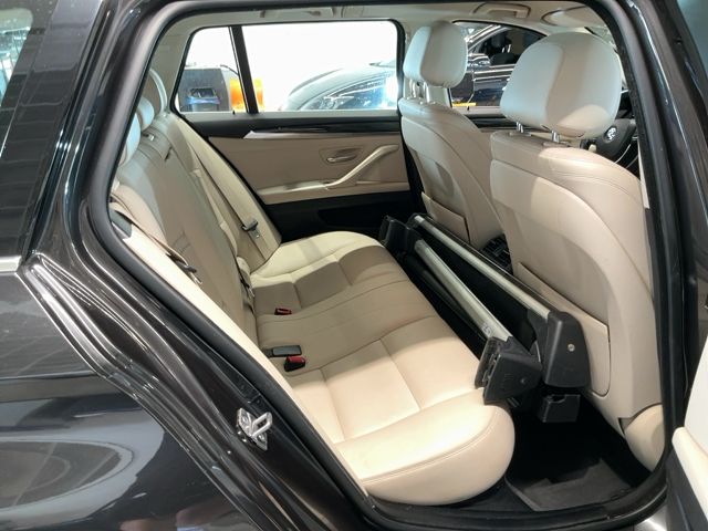 BMW 5er 520d xDrive 2016 – снимка 14