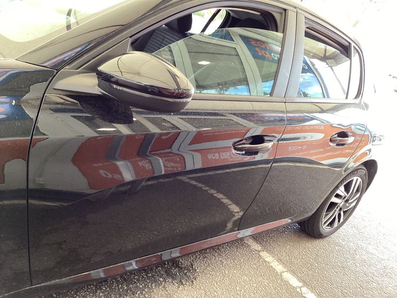 Peugeot 208 1.2 PureTech Active Pack 2023 – снимка 4