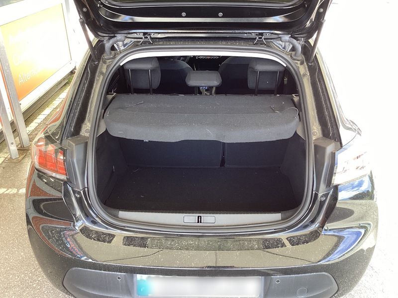 Peugeot 208 1.2 PureTech Active Pack 2023 – снимка 15