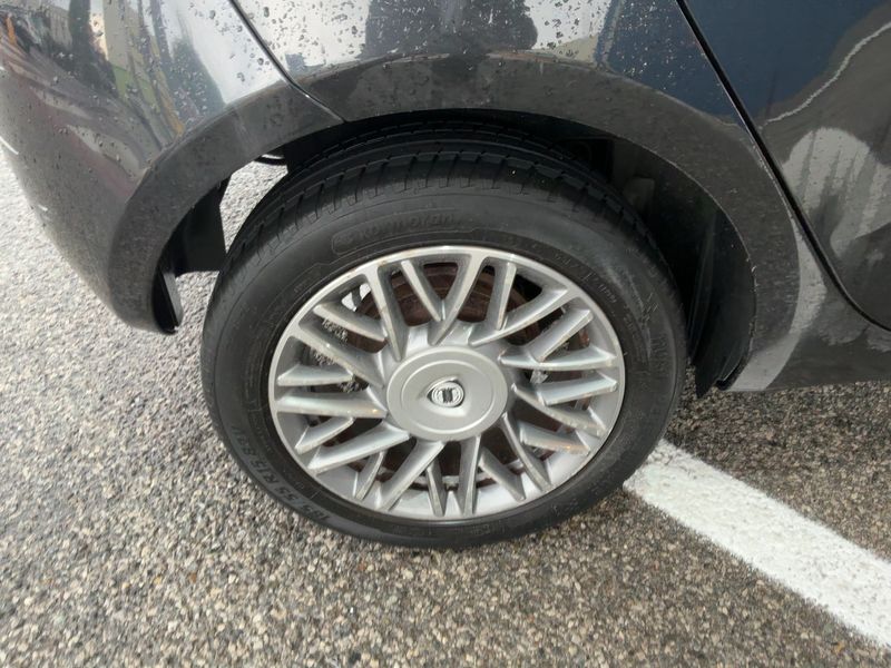 Lancia Ypsilon 1.2 GPL Gold 2012 – снимка 9