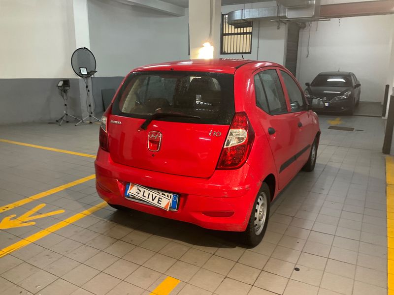 Hyundai i10 1.1 Like 2011 – снимка 2