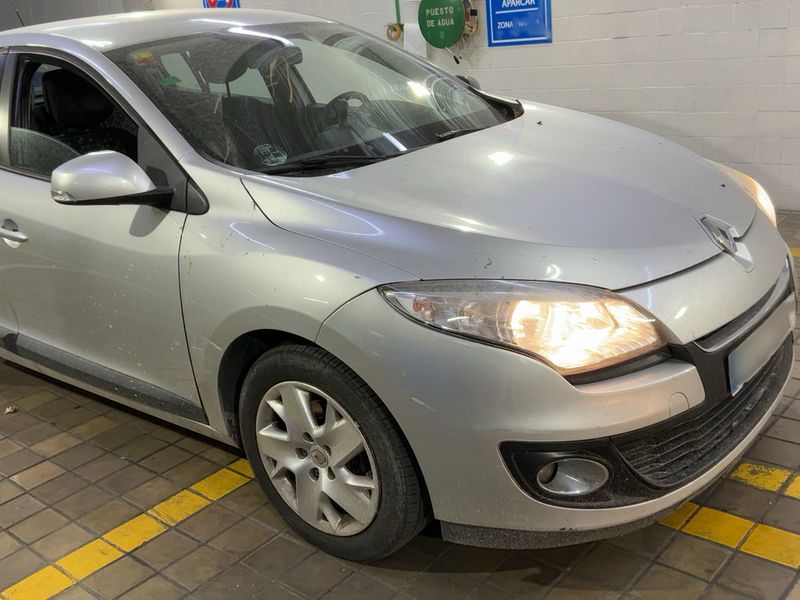 Renault Megane 1.5 dCi Expression 2012 – снимка 12