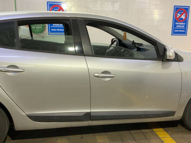 Renault Megane 1.5 dCi Expression 2012 – снимка 10