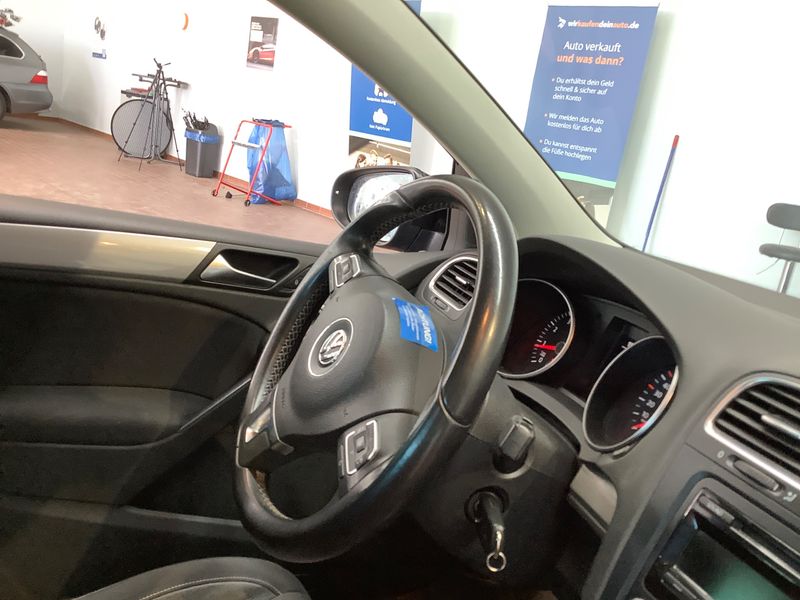 Volkswagen Golf VI 1.2 TSI Match 2012 – снимка 33