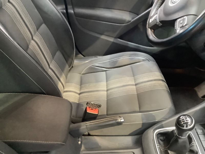 Volkswagen Golf VI 1.2 TSI Match 2012 – снимка 34