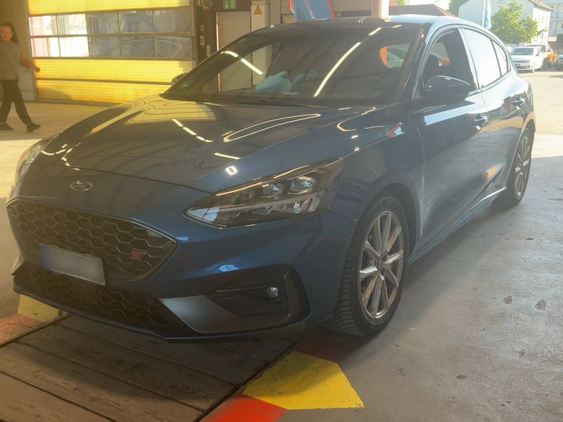 Ford Focus 2.3 EcoBoost ST 2020 – снимка 1