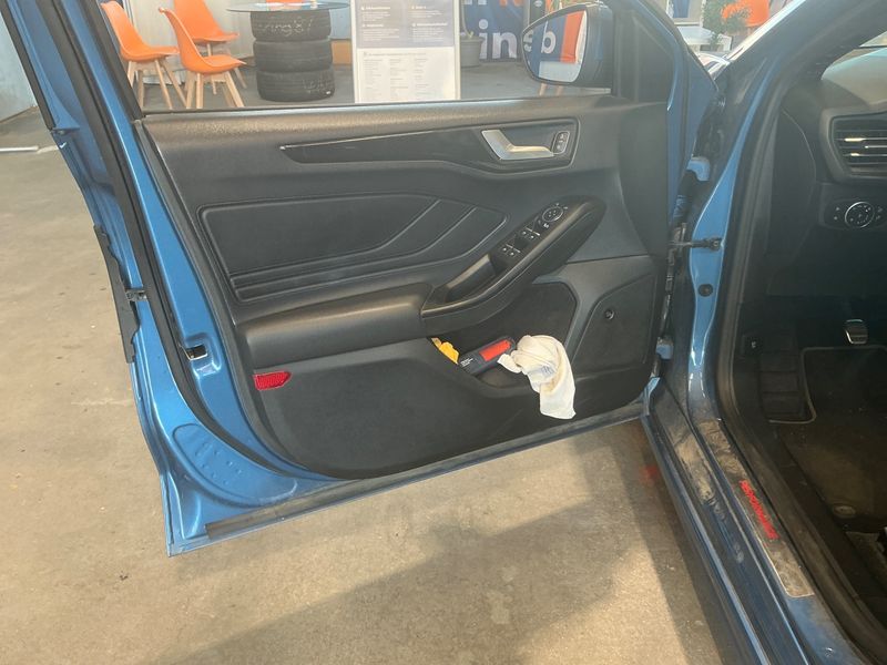 Ford Focus 2.3 EcoBoost ST 2020 – снимка 29